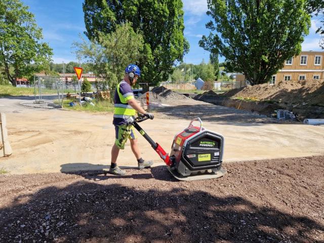 Dags att satsa på batteridrivna vibroplattor
